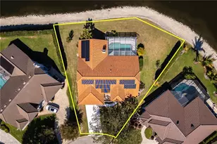 11701 Pinewood Lakes Dr, Fort Myers, FL 33913 - Photo 36