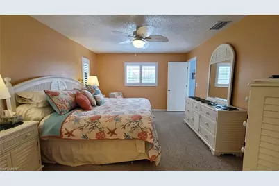 1126 SE 13th Ter, Cape Coral, FL 33990 - Photo 18