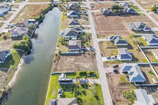 322 NE 20th St, Cape Coral, FL 33909 - Photo 26