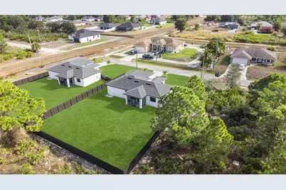4609 Hanna Ave N, Lehigh Acres, FL 33971 - Photo 36