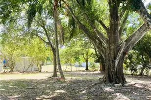 7365 Coon Rd, North Fort Myers, FL 33917 - Photo 12