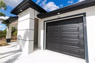 843 Duplex St E, Lehigh Acres, FL 33974 - Photo 18