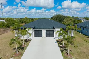 843 Duplex St E, Lehigh Acres, FL 33974 - Photo 2