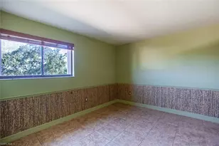 2121 Collier Ave E, Fort Myers, FL 33901 - Photo 8