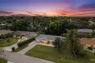 939 Bluebird St, Naples, FL 34104 - Photo 1