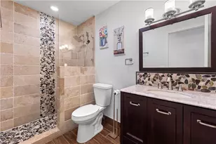 939 Bluebird St, Naples, FL 34104 - Photo 22