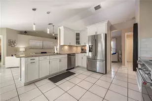 842 SW 47th St, Cape Coral, FL 33914 - Photo 16