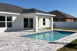 1726 NW 17th St, Cape Coral, FL 33993 - Photo 2