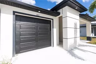 843 Duplex St E, Lehigh Acres, FL 33974 - Photo 22