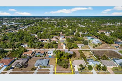 719 Milwaukee Blvd, Lehigh Acres, FL 33974 - Photo 6