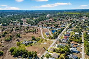 719 Milwaukee Blvd, Lehigh Acres, FL 33974 - Photo 4