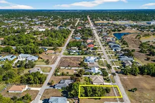 719 Milwaukee Blvd, Lehigh Acres, FL 33974 - Photo 10