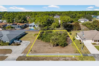 719 Milwaukee Blvd, Lehigh Acres, FL 33974 - Photo 2