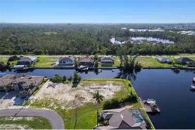 2701 NW 41st Ave, Cape Coral, FL 33993 - Photo 14