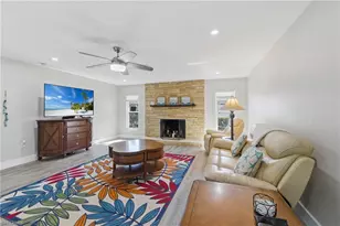 6807 Azalea Ln, Fort Myers, FL 33919 - Photo 20