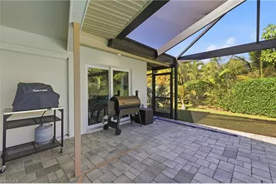 6807 Azalea Ln, Fort Myers, FL 33919 - Photo 36