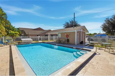 1103 SE 8th Ter #Unit D, Cape Coral, FL 33990 - Photo 28