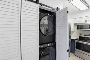 1103 SE 8th Terrace, Cape Coral, FL 33990 - Photo 8