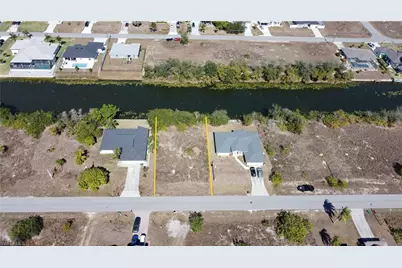 425 NW 5th Ter, Cape Coral, FL 33993 - Photo 1