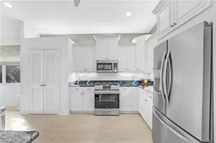 11033 Harbour Yacht Ct, Fort Myers, FL 33908 - Photo 14