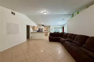 530 7th St SW, Naples, FL 34117 - Photo 8