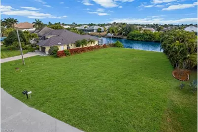 2551 SW 27th Ave, Cape Coral, FL 33914 - Photo 4