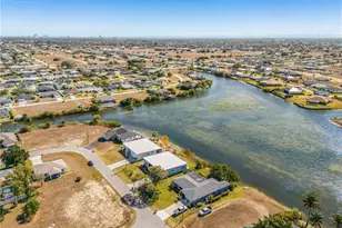 504 NE 9th St, Cape Coral, FL 33909 - Photo 38