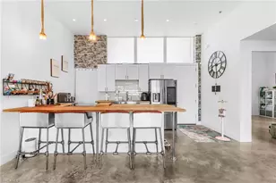 504 NE 9th St, Cape Coral, FL 33909 - Photo 6