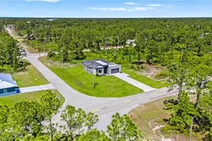710 Eisenhower Blvd, Lehigh Acres, FL 33974 - Photo 4
