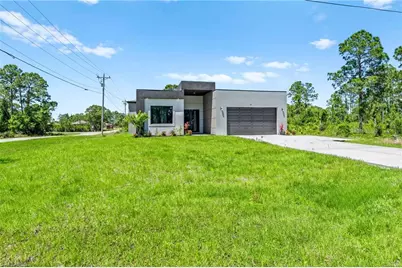 710 Eisenhower Blvd, Lehigh Acres, FL 33974 - Photo 2