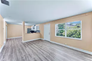 210 Charlotte Ave, Fort Myers, FL 33916 - Photo 12