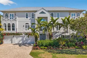 1552 San Carlos Bay Dr, Sanibel, FL 33957 - Photo 2