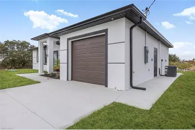2718 67th St W, Lehigh Acres, FL 33971 - Photo 10