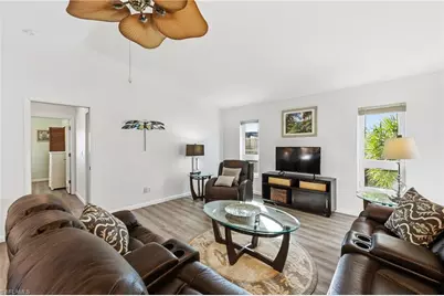 312 NW 13th St, Cape Coral, FL 33993 - Photo 12