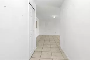 4520 Skyline Blvd, Cape Coral, FL 33914 - Photo 24