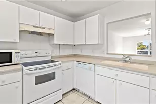 4520 Skyline Blvd, Cape Coral, FL 33914 - Photo 6