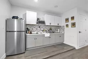 323 Hollywood St, Lehigh Acres, FL 33936 - Photo 34