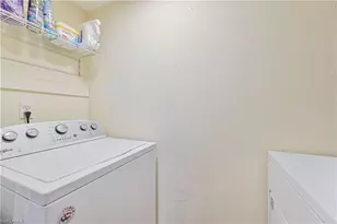 1520 Park Meadows Dr, Fort Myers, FL 33907 - Photo 12