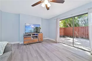 1520 Park Meadows Dr, Fort Myers, FL 33907 - Photo 8