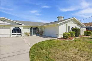 703 SE 7th St, Cape Coral, FL 33990 - Photo 1