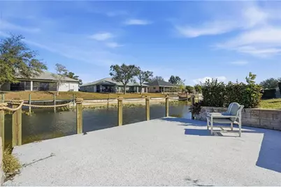 703 SE 7th St #2, Cape Coral, FL 33990 - Photo 32