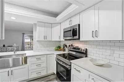 703 SE 7th St #2, Cape Coral, FL 33990 - Photo 10