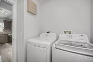 4535 SW 14th Pl, Cape Coral, FL 33914 - Photo 18