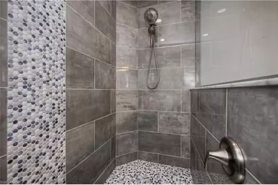 4535 SW 14th Pl, Cape Coral, FL 33914 - Photo 6