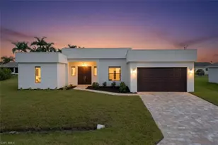 19 NW 14th Pl, Cape Coral, FL 33993 - Photo 1