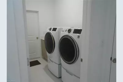 6033 Kumquat Cir, Labelle, FL 33935 - Photo 14