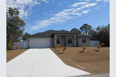 6033 Kumquat Cir, Labelle, FL 33935 - Photo 2