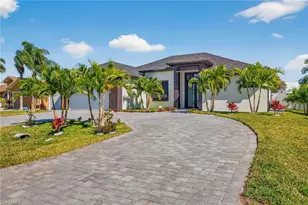 2709 SW 13th Ave, Cape Coral, FL 33914 - Photo 2