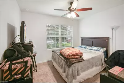 19420 Mossy Ledge Ter, Lehigh Acres, FL 33936 - Photo 8
