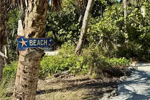 4353 Gulf Pines Dr, Sanibel, FL 33957 - Photo 6